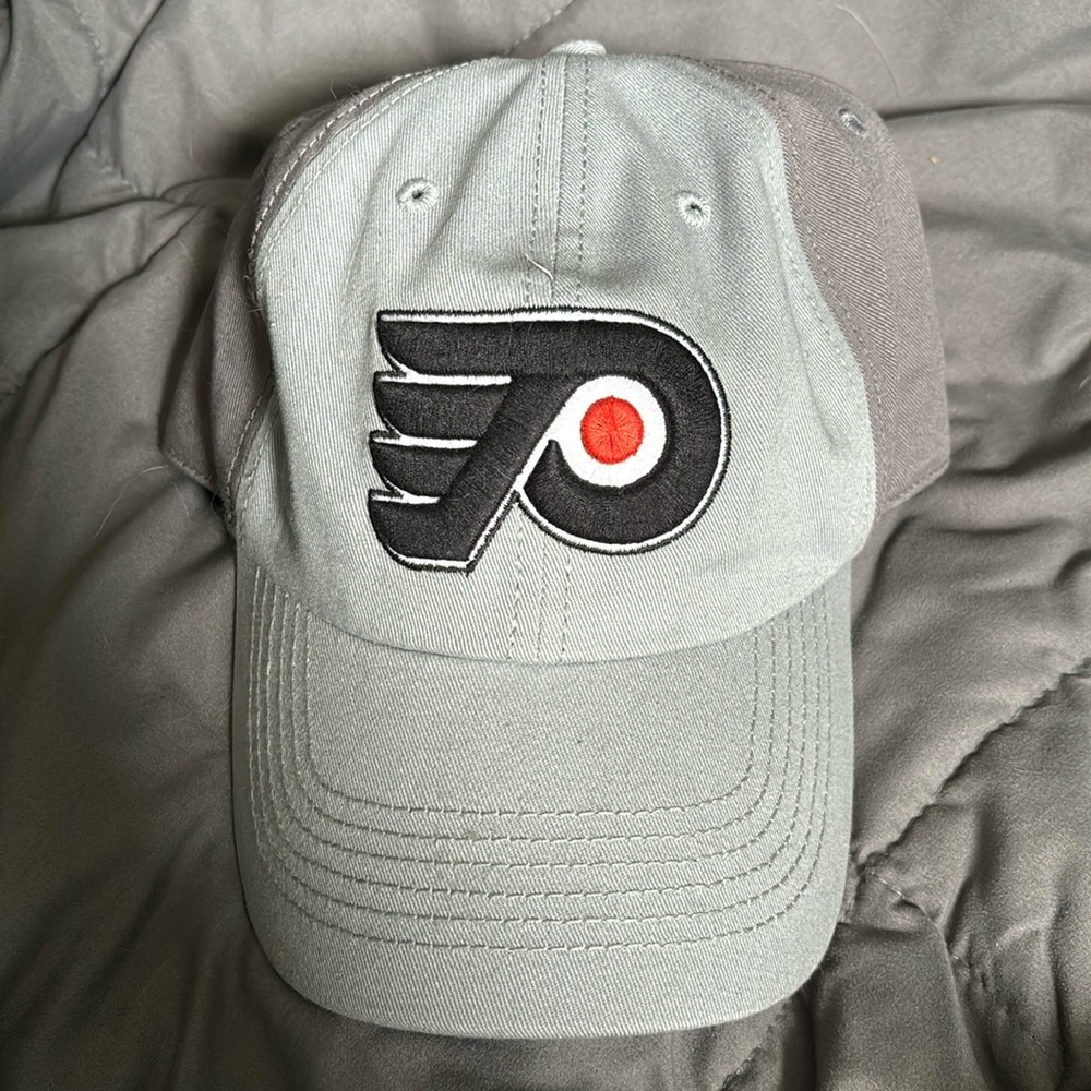 NHL Flyers Hat
